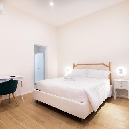 Charme & Chic Nazionale Hotel Rome Exterior photo